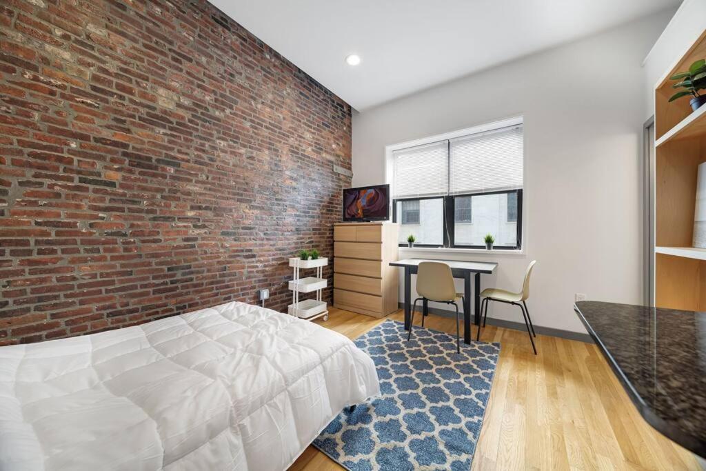 Simple Furnished Studio In The Heart Of Boston Esterno foto